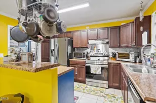 171 Beverly Ln, Henderson, NC 27537 - Photo 9