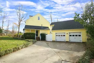 404 Greenwood Cir, Cary, NC 27511 - Photo 3