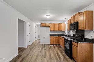 191 S Ida St, Coats, NC 27521 - Photo 5