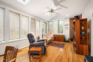 4 Wellesley Pl, Chapel Hill, NC 27517 - Photo 17