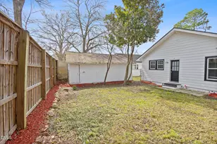 310 N 6th St, Smithfield, NC 27577 - Photo 25