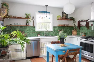 111 W Markham Ave, Durham, NC 27701 - Photo 15