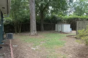 408 Hickory Dr, Chapel Hill, NC 27517 - Photo 13
