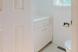 2884 Wycliff Rd, Raleigh, NC 27607 - Photo 29