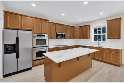 1139 Grogans Mill Drive, Cary, NC 27519 - Photo 15