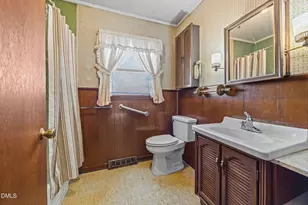 219 Minnis Ln, Graham, NC 27253 - Photo 9