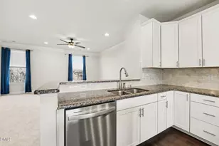 2007 Ackerman Hill Dr, Apex, NC 27502 - Photo 7