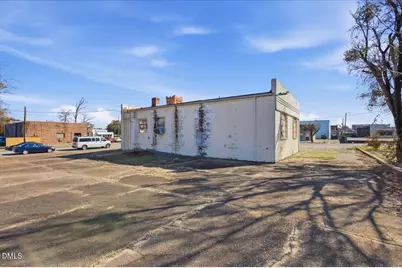 121 N James Street, Goldsboro, NC 27530 - Photo 9