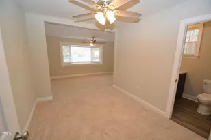 1014 Holloway St, Durham, NC 27701 - Photo 5