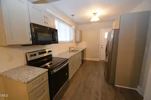 1014 Holloway St, Durham, NC 27701 - Photo 3