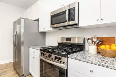 544 Barrington Row Avenue, Zebulon, NC 27597 - Photo 13