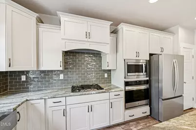 572 Beacon Ridge Boulevard, Chapel Hill, NC 27516 - Photo 17