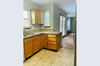 104 Page Crossing, Chapel Hill, NC 27517 - Photo 3