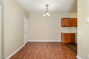 3009 Winston Dr, Burlington, NC 27215 - Photo 7