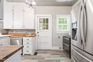 916 W Davis St, Burlington, NC 27215 - Photo 25
