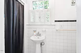 916 W Davis St, Burlington, NC 27215 - Photo 33