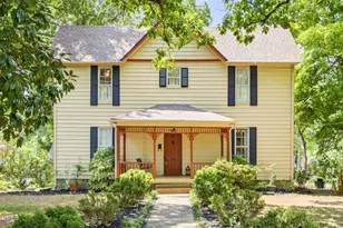 916 W Davis St, Burlington, NC 27215 - Photo 1