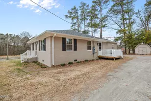 118 Cherry St, Henderson, NC 27536 - Photo 9