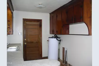 1061 N Pinkston Street, Henderson, NC 27536 - Photo 5