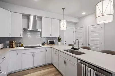 1234 Coach Station Alley #101, Raleigh, NC 27601 - Photo 9