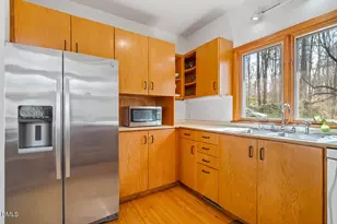 500 Marvin Edwards Ln, Chapel Hill, NC 27517 - Photo 7