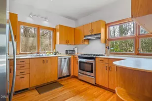 500 Marvin Edwards Ln, Chapel Hill, NC 27517 - Photo 5