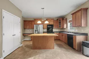 615 Lenoir Dr, Spring Lake, NC 28390 - Photo 13