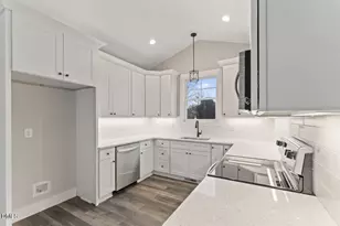 531 Booth St, Roxboro, NC 27573 - Photo 13