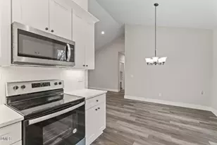 531 Booth St, Roxboro, NC 27573 - Photo 15