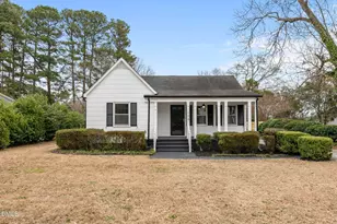 108 N Watauga Ave, Dunn, NC 28334 - Photo 1