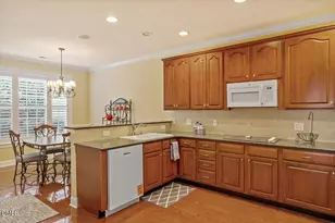 10920 Clovermill Cir, Raleigh, NC 27617 - Photo 3