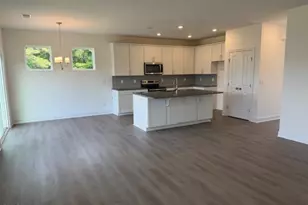 188 Black Forest Pointe Trl, Benson, NC 27504 - Photo 5
