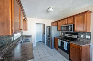 1476 Aultroy Dr, Fayetteville, NC 28306 - Photo 11