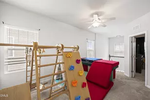 1025 Sweet Cream Ct, Durham, NC 27703 - Photo 17