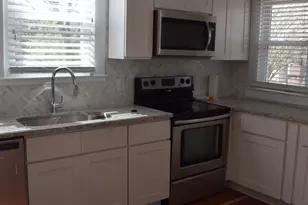 211 W Chatham St, Apex, NC 27502 - Photo 3