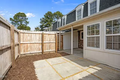 37 Barnes Street, Greenville, NC 27858 - Photo 17