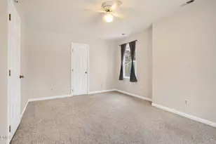 9205 Tree Meadow Ln, Raleigh, NC 27603 - Photo 27