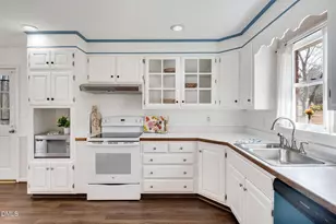 9205 Tree Meadow Ln, Raleigh, NC 27603 - Photo 9