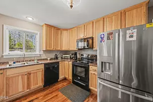 4223 Jane Ln, Raleigh, NC 27604 - Photo 9