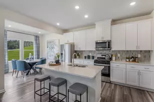 1033 St Lawrence Dr, Garner, NC 27529 - Photo 3