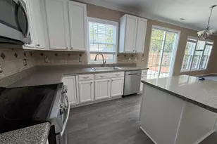 2418 Lazy River Dr, Raleigh, NC 27610 - Photo 3