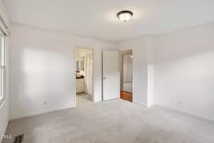 3911 Hope Valley Rd, Durham, NC 27707 - Photo 15