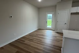 219 Jacobs Rdg Dr, Four Oaks, NC 27524 - Photo 7