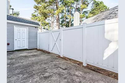 5009 Avenida Del Sol Drive, Raleigh, NC 27616 - Photo 23