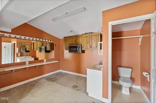 303 N Lincoln St, Benson, NC 27504 - Photo 57