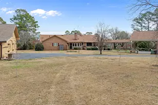 303 N Lincoln St, Benson, NC 27504 - Photo 13