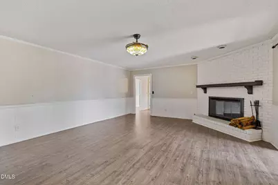 303 N Lincoln Street, Benson, NC 27504 - Photo 25