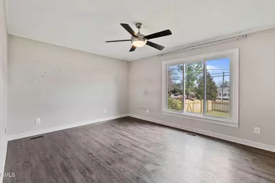 303 N Lincoln Street, Benson, NC 27504 - Photo 33