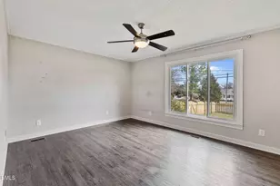 303 N Lincoln St, Benson, NC 27504 - Photo 33