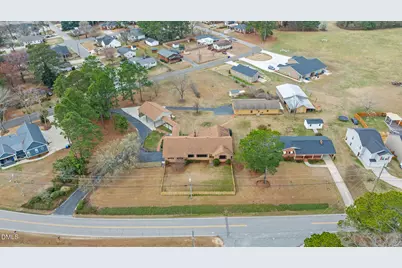 303 N Lincoln Street, Benson, NC 27504 - Photo 3